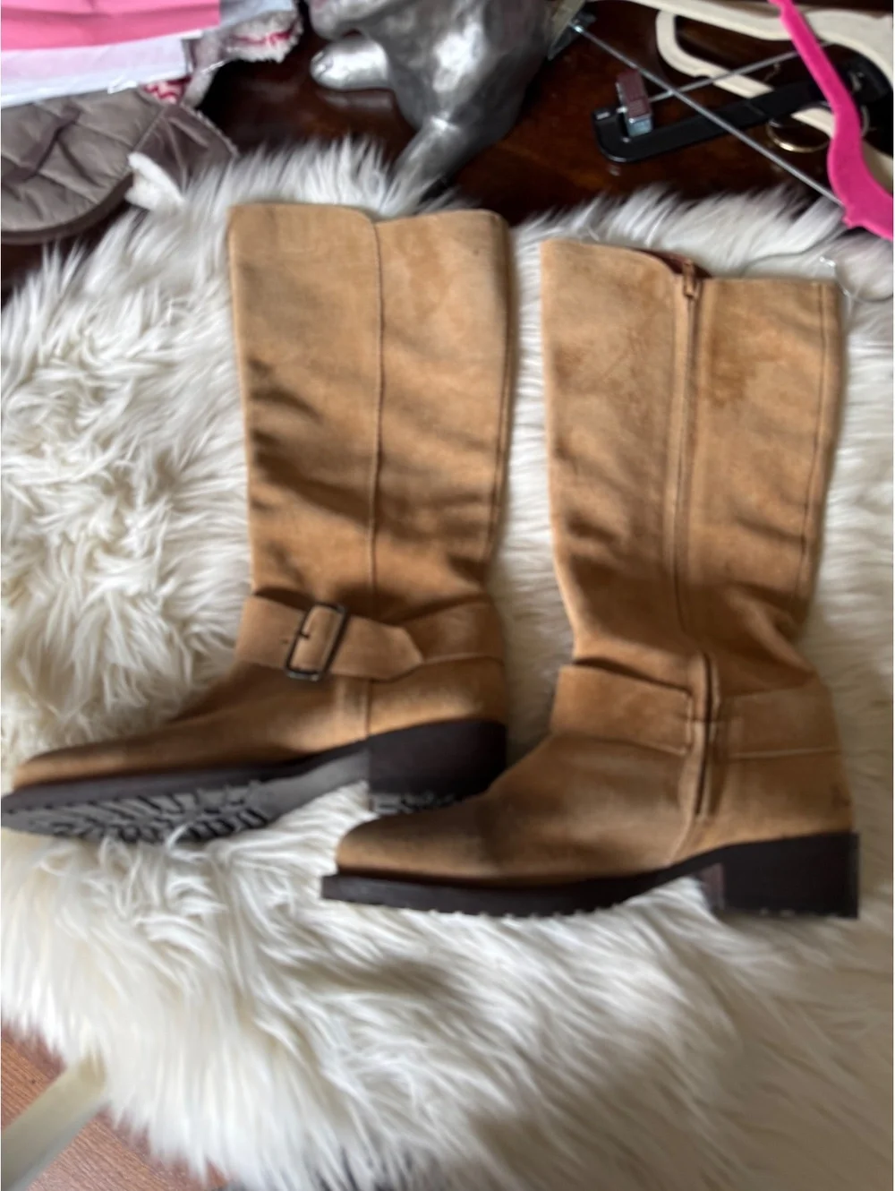 Sundance touch reflecting wear