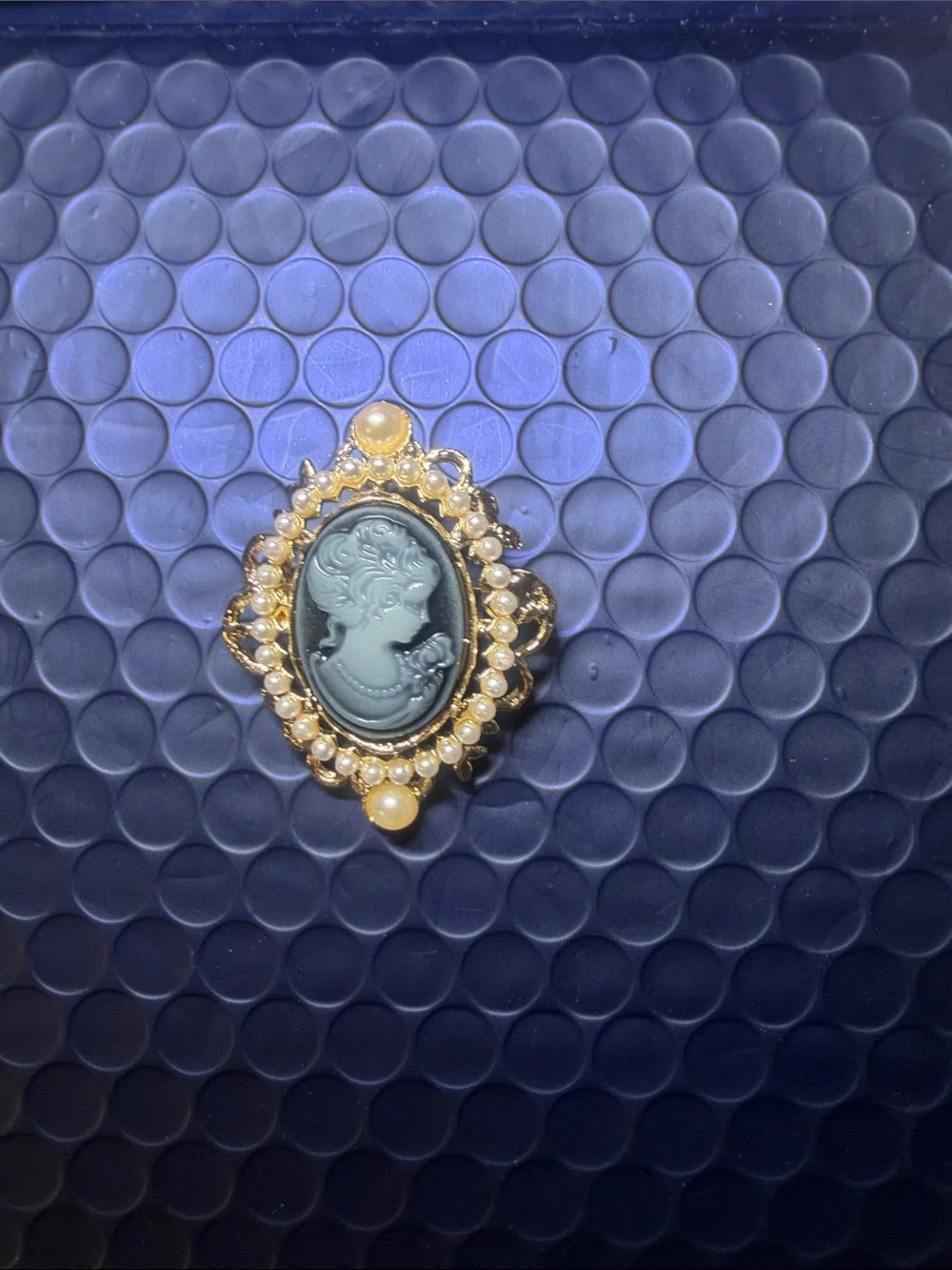 Vintage Style Blue Cameo Ring with Pearls - Unbranded