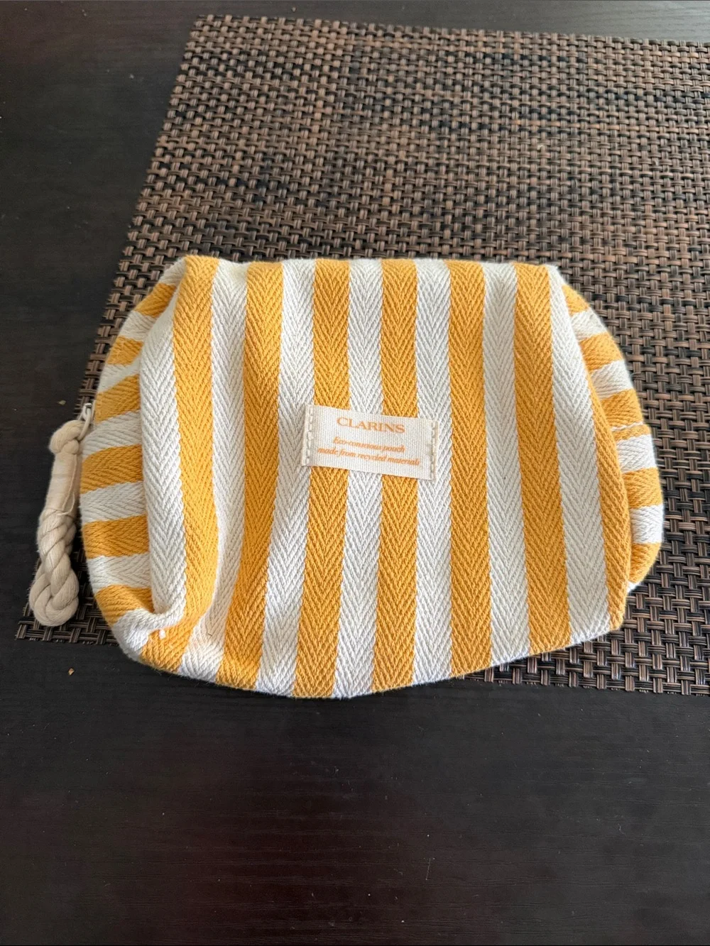 Clarins strap bold subtle