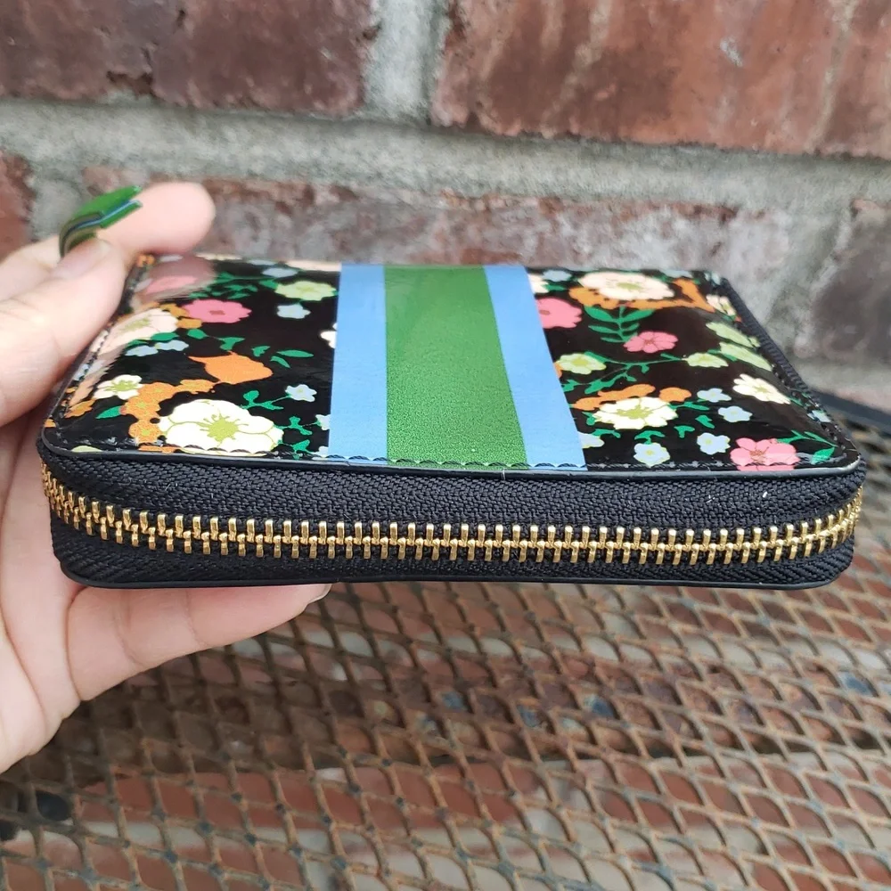 Tory Burch good pre
