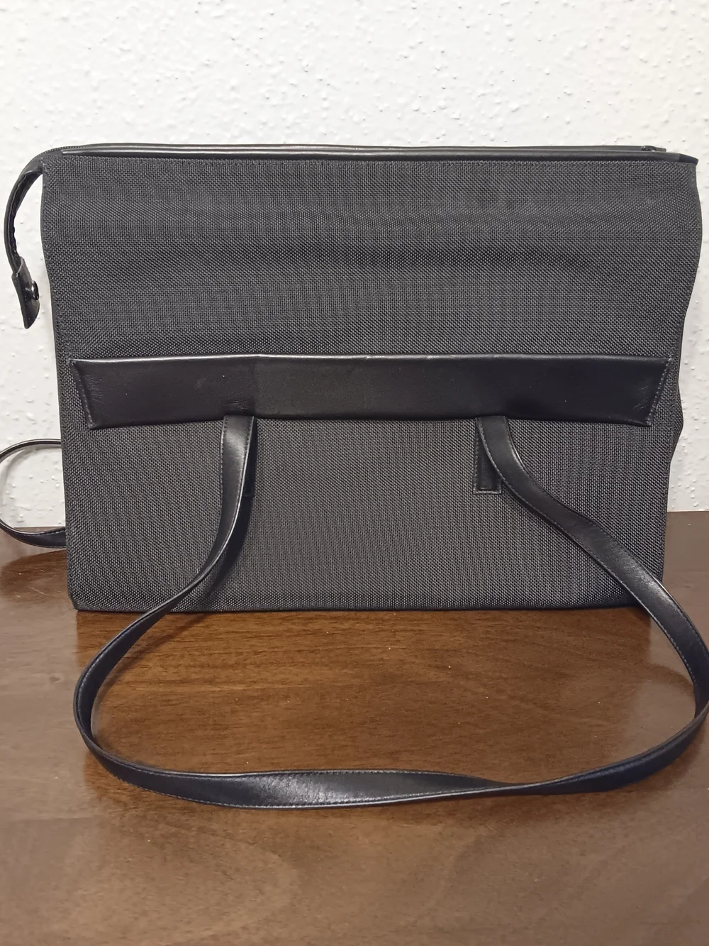 Tumi leather brief