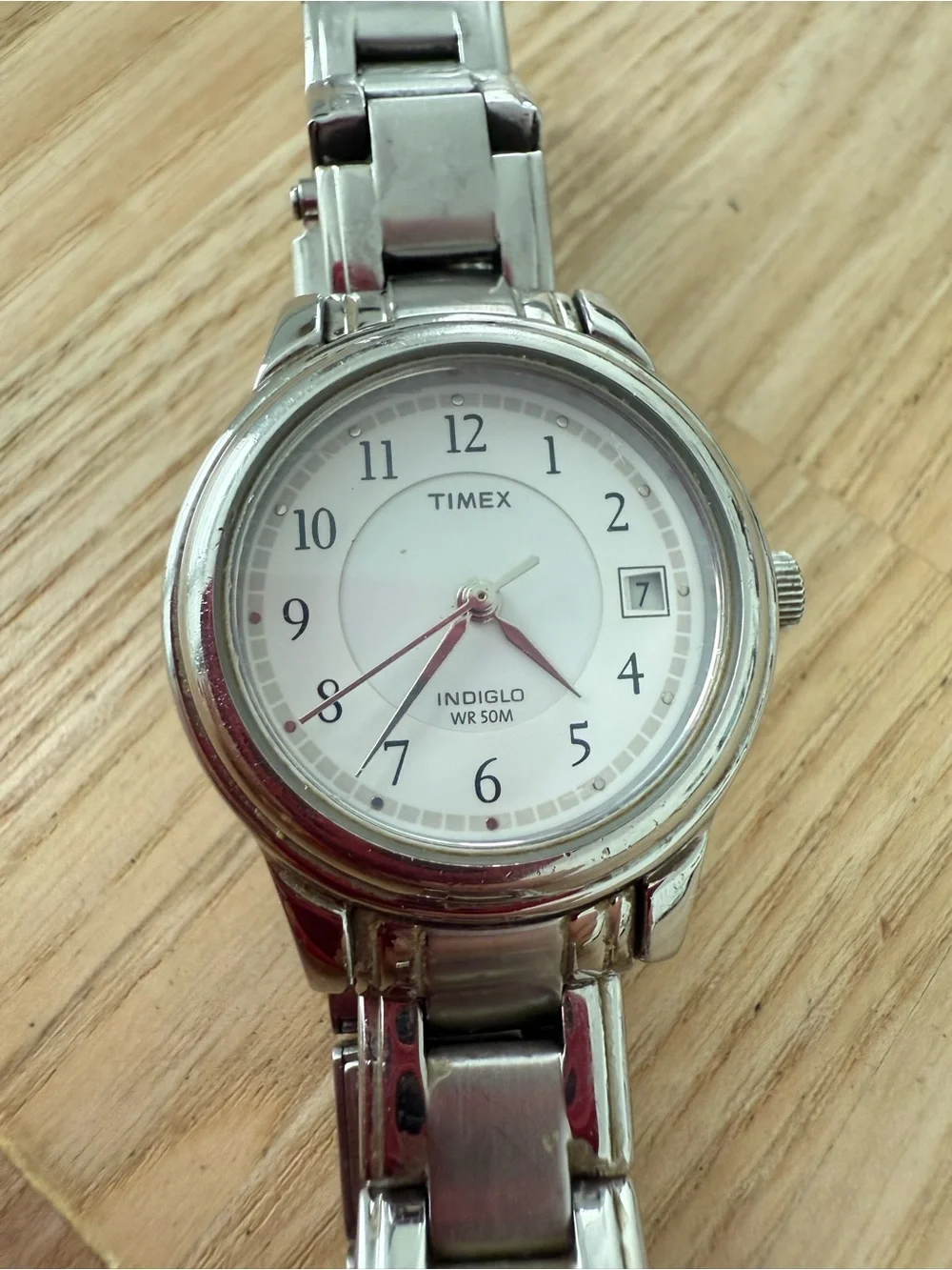 Timex ladies silver tone watch NEW BATTERY