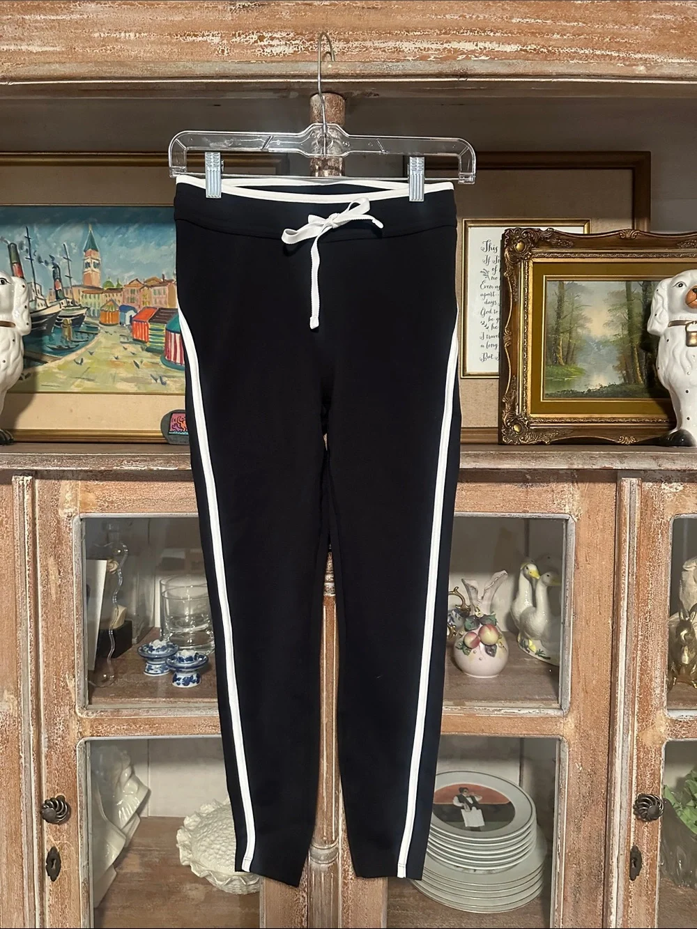 ALO Yoga kids sweatpants