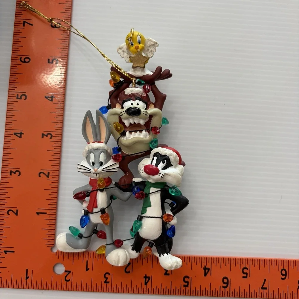 Looney Tunes Mania brand warner