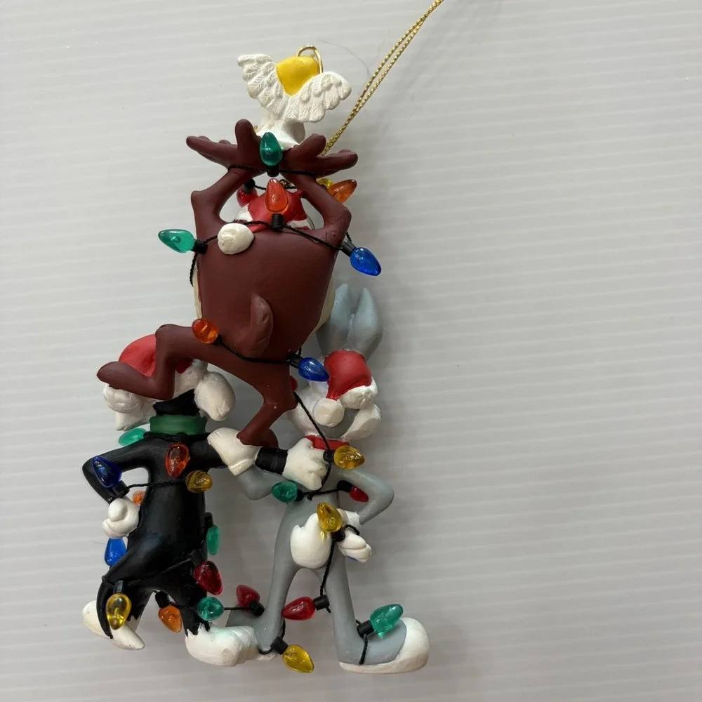 Looney Tunes Mania brand warner