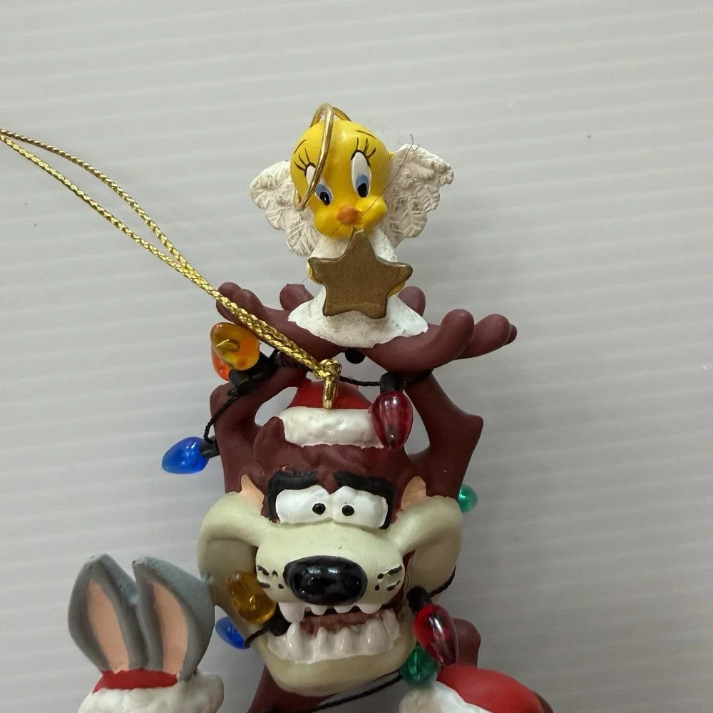 Looney Tunes Mania brand warner