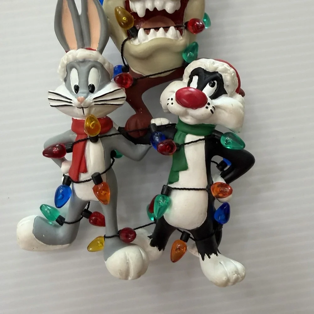 Looney Tunes Mania brand warner