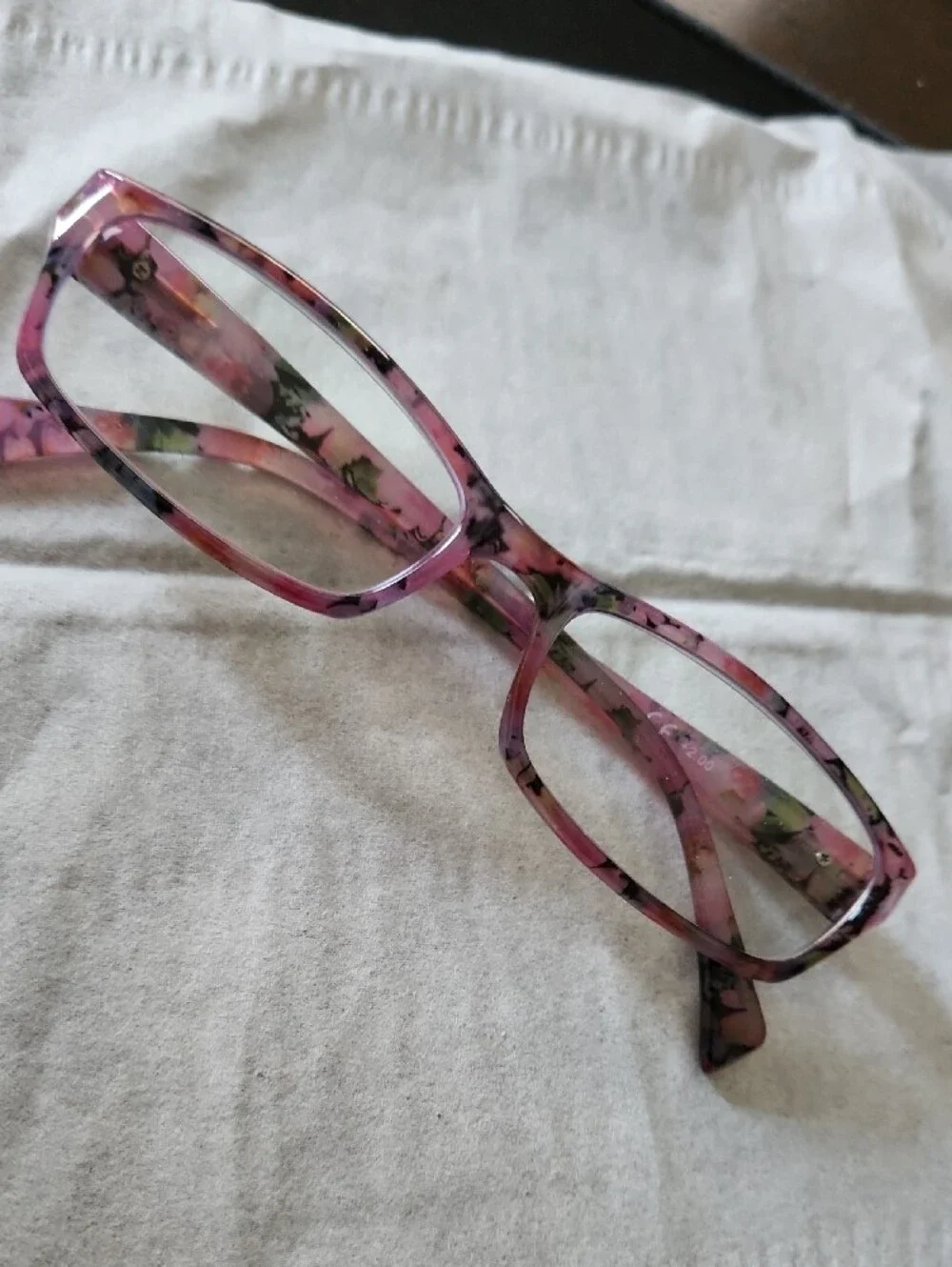 NEW Women Reading Glasses 2 Pairs Ladies Purple Spring Hinge Sides Readers 2.0