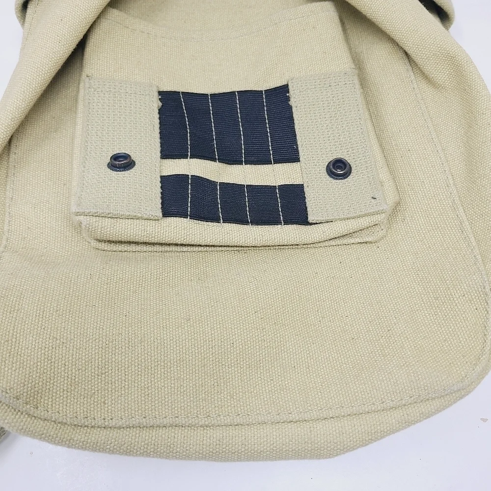 Unbranded button fabric