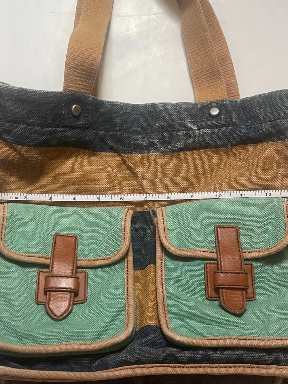 N/A stylish canvas