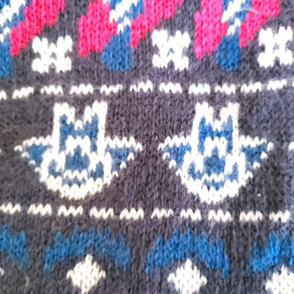 Vera Bradley scarf flaws color