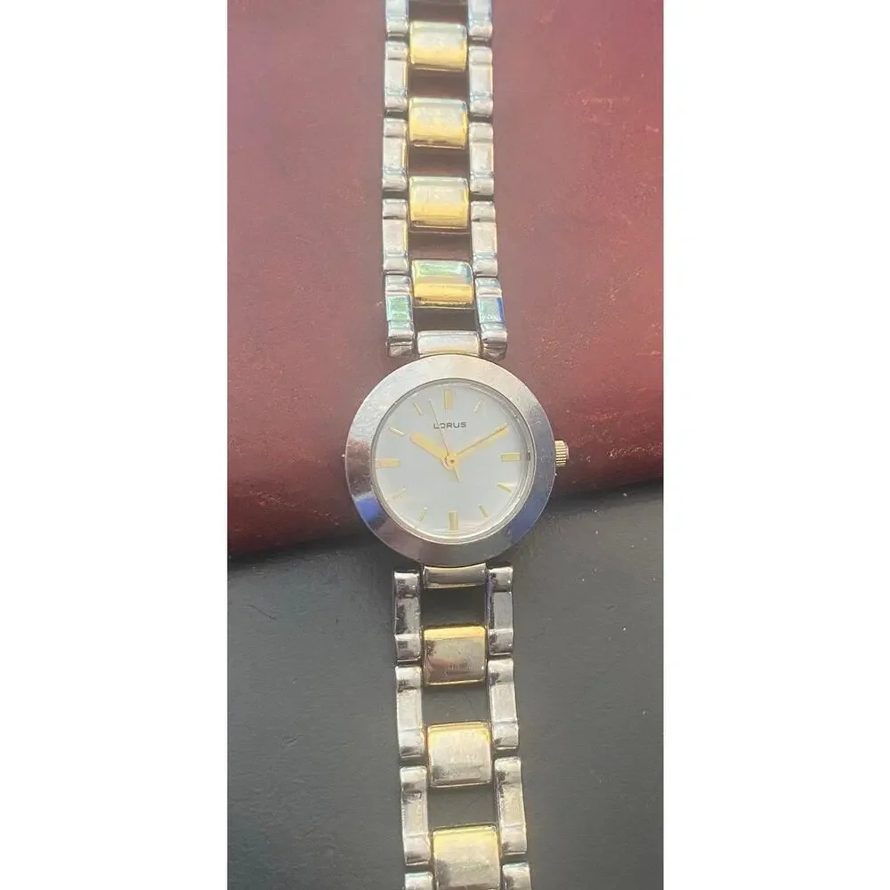 Lorus women two