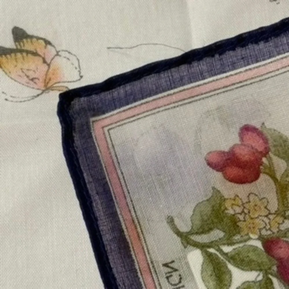 Vtg PAOLO GUCCI DESIGN Scarf Handkerchief Floral Cotton White Navy 16.5