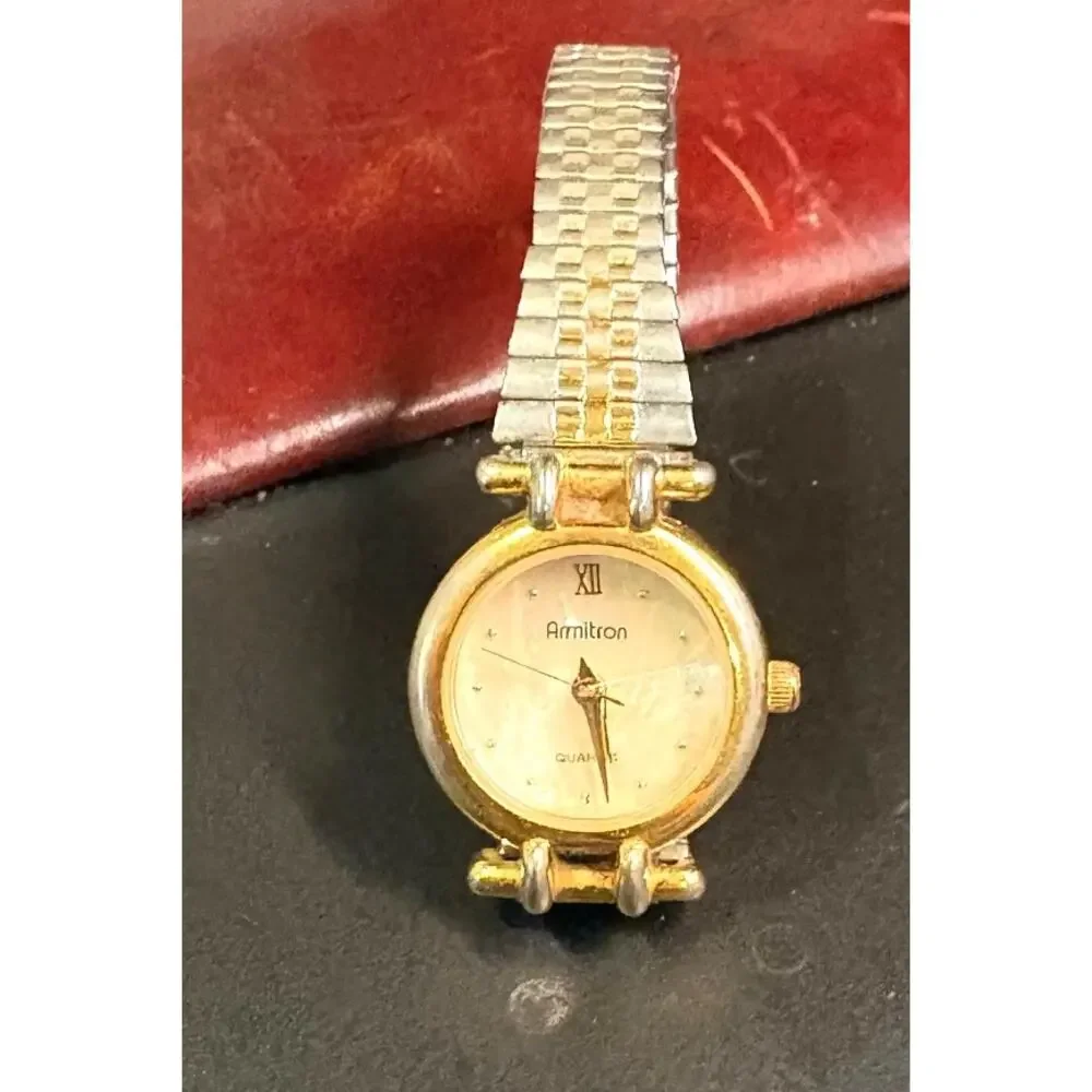 Armitron women 23mm
