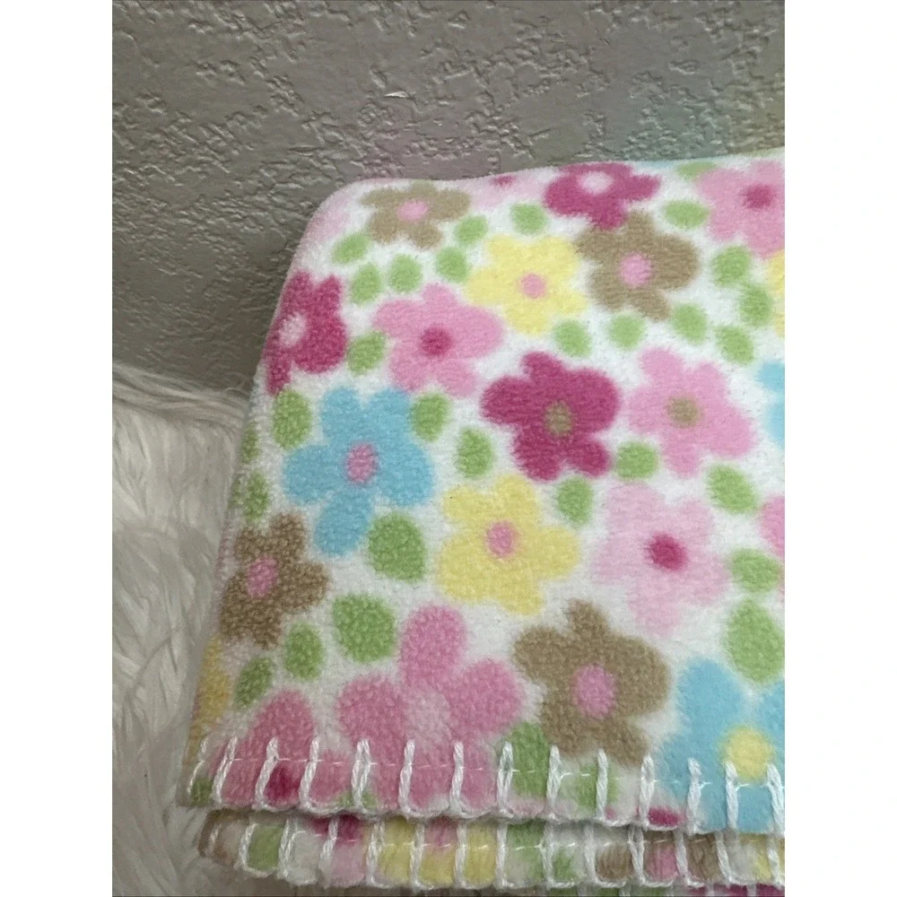 $30 🌙 Circo Floral Baby Blanket Pink Blue Yellow White leece Stitched Edge
