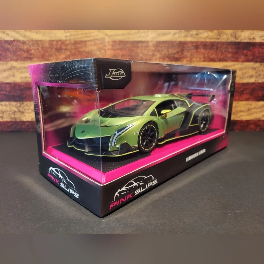 Jada/ Pink Slips lamborghini veneno