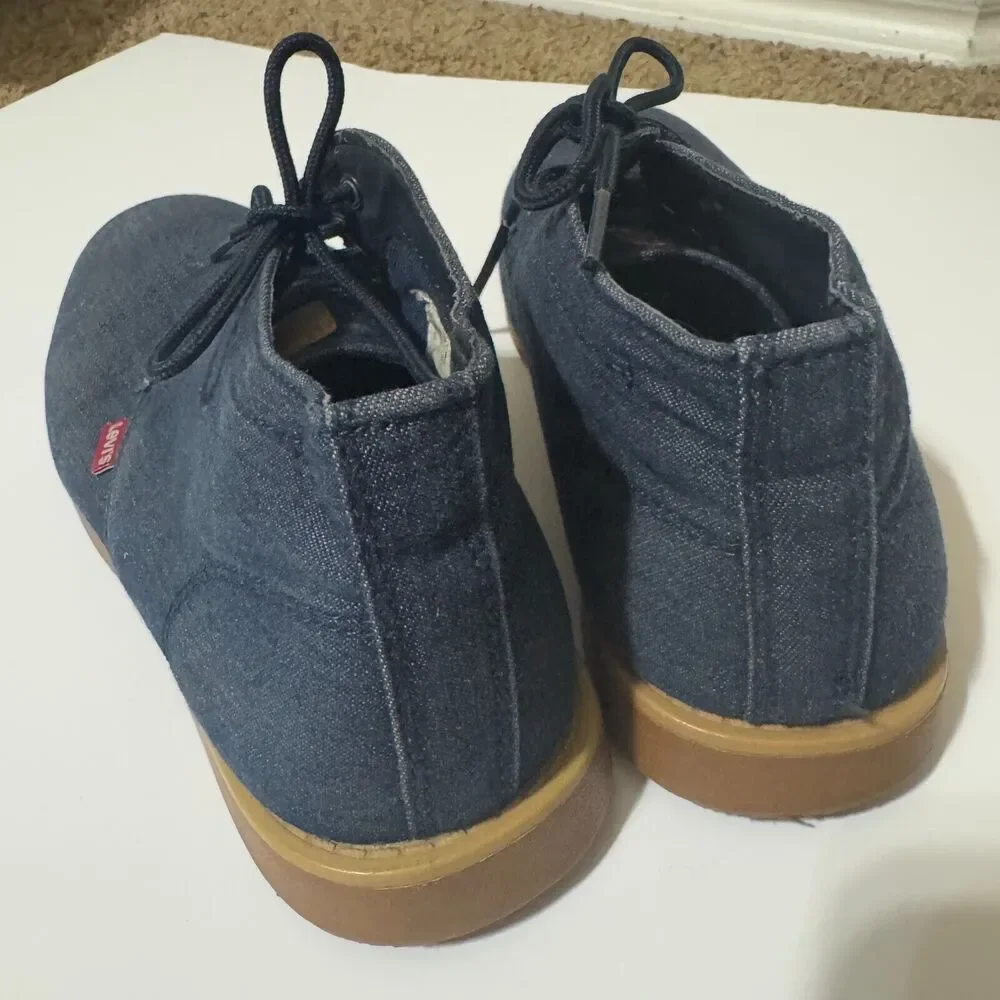Levis these levi