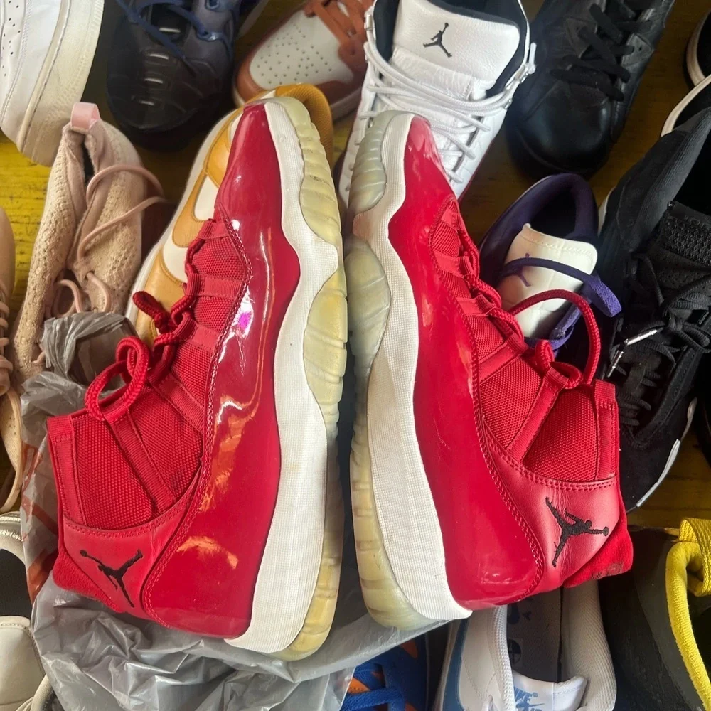 Jordan Athletic Shoes Red and White Nike Air Jordan Retro 11 patent leather