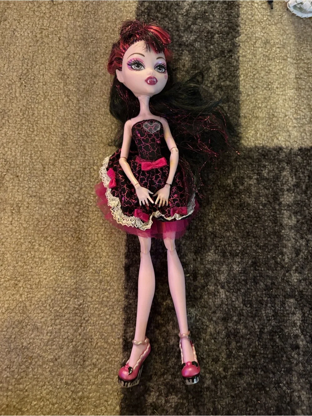 Monster High fashion doll Draculara Sweet 1600