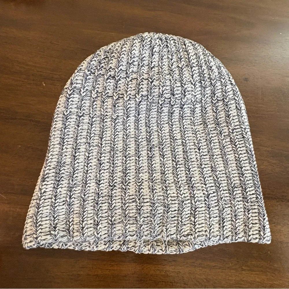 Love Your Melon stylish knit