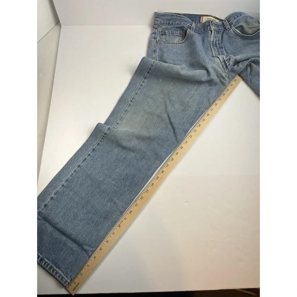Levis tag says