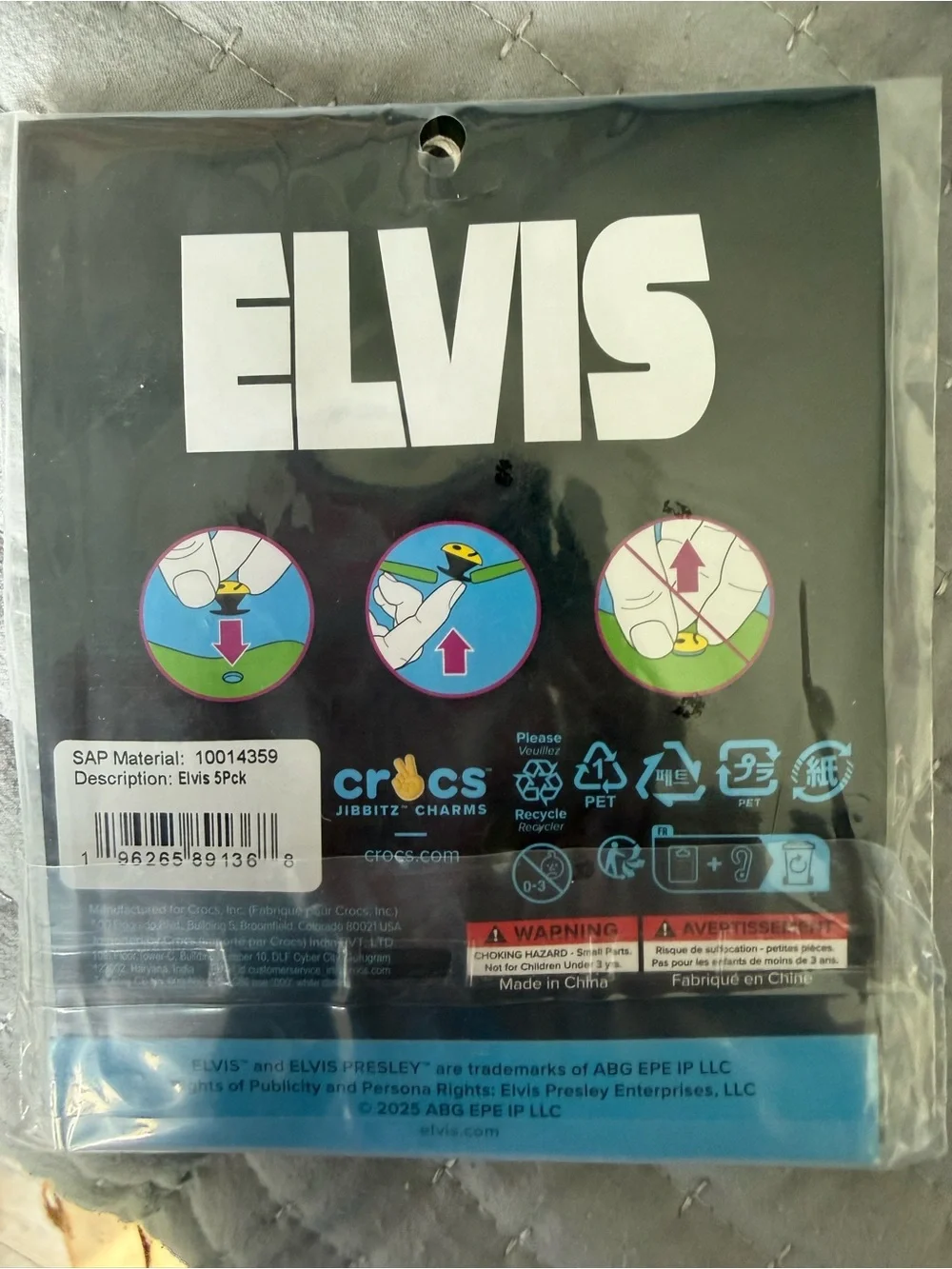 CROCS Elvis Jibbitz Charm Set – Black, Pink, Blue, Yellow