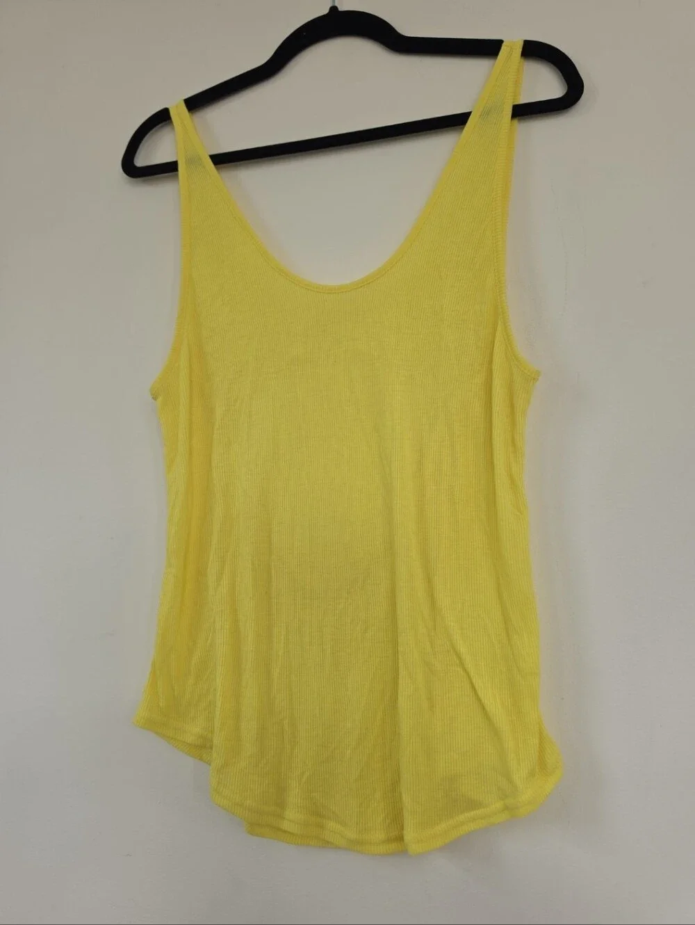 Alo Yoga Open Back Cut-Out Ribbed Activewear Tank Yellow