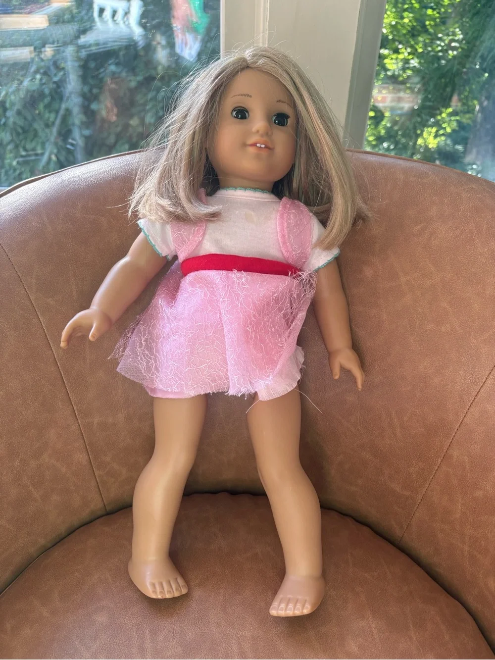 American Girl Truly Me doll 18 inches  Blonde hair brown eyes