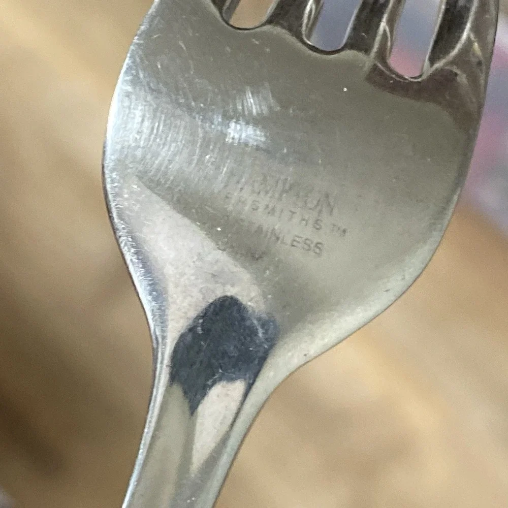 Hampton Silversmiths ELAINE 4pcs Salad Forks Stainless Flatware 7-1/8