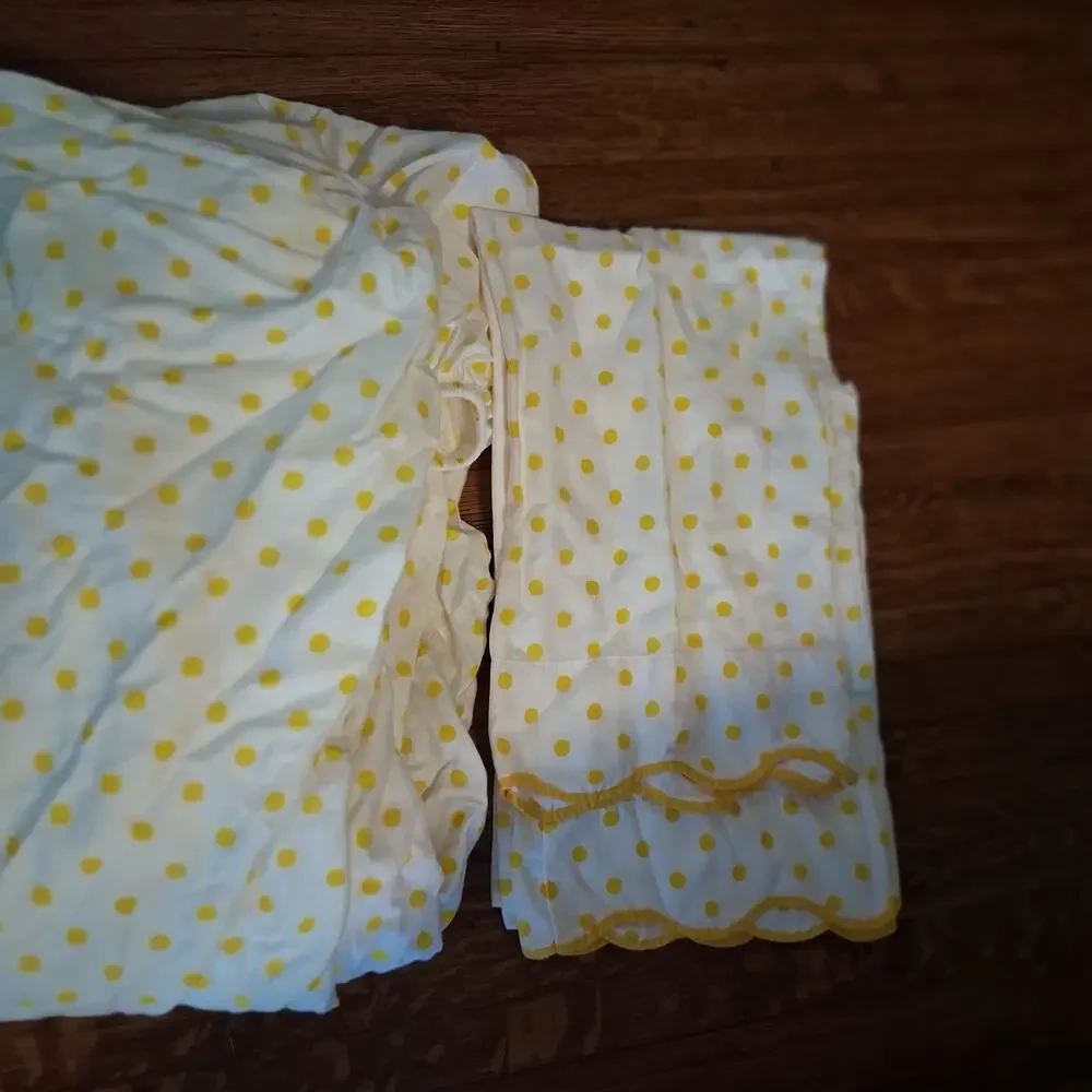 Patricia Altschul cotton sheet from