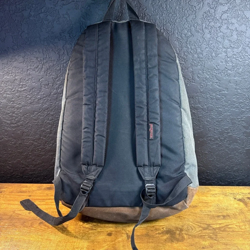 Jansport right pack