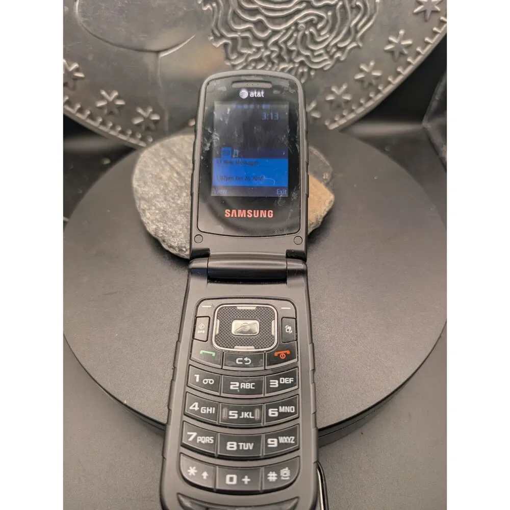 Samsung Cell Phone – Model SGH‑T  – Powers On, Charges, Screen Intact