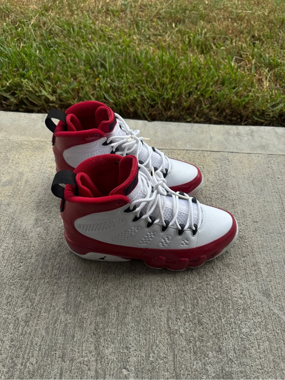 Jordan gym red