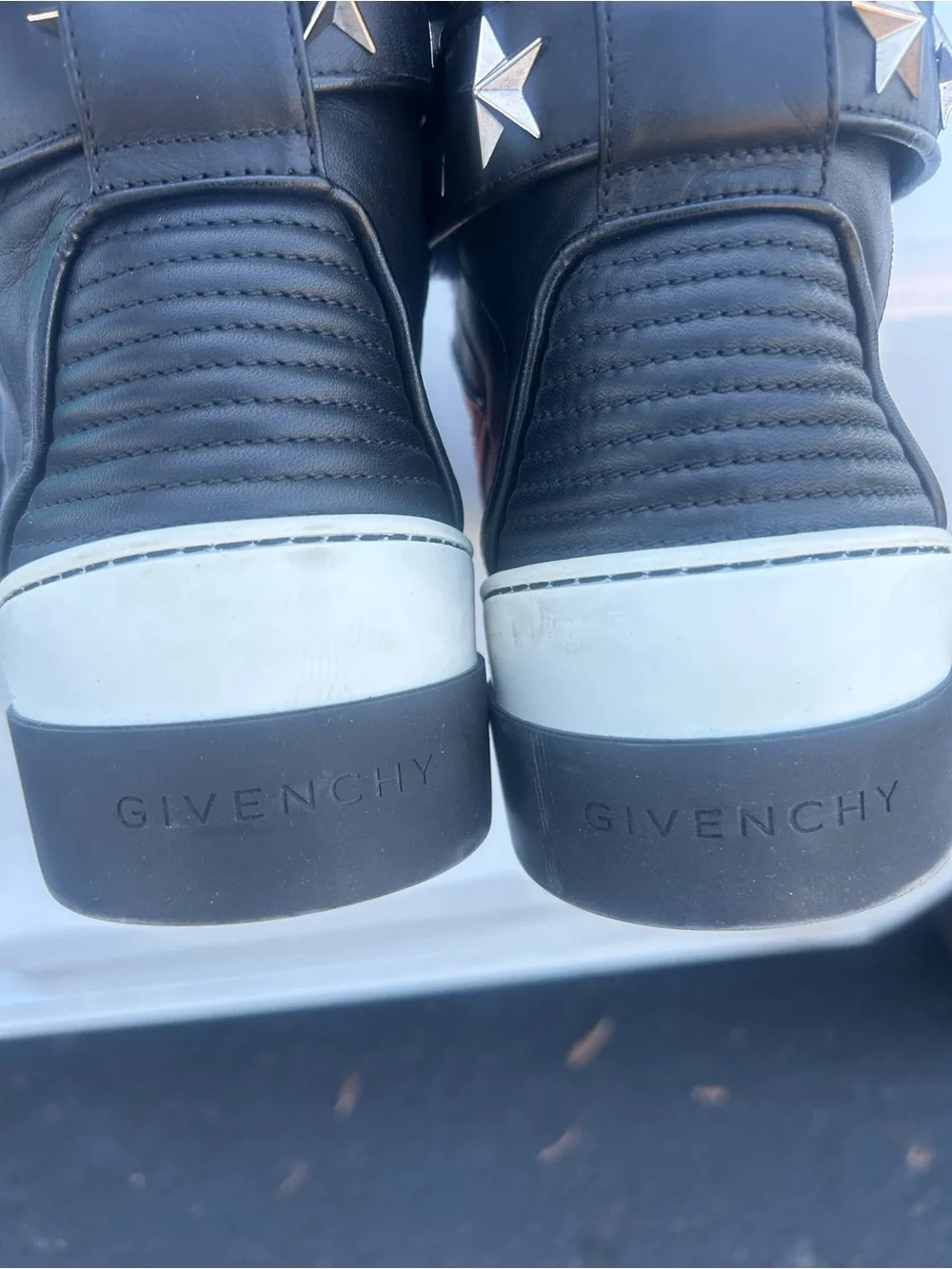Givenchy modern panels