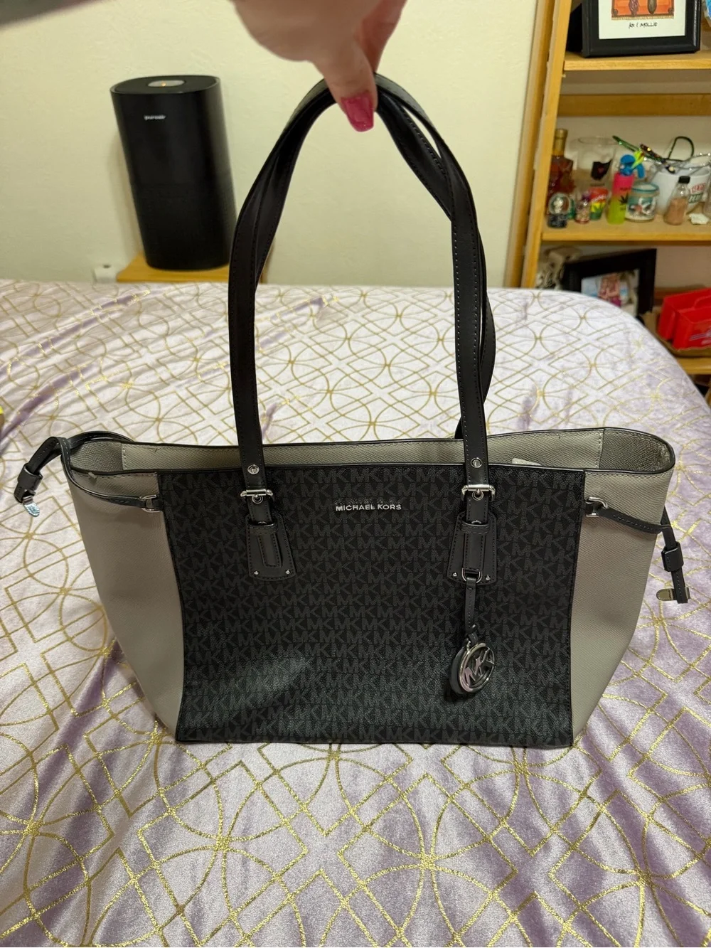 Michael Kors classic michael