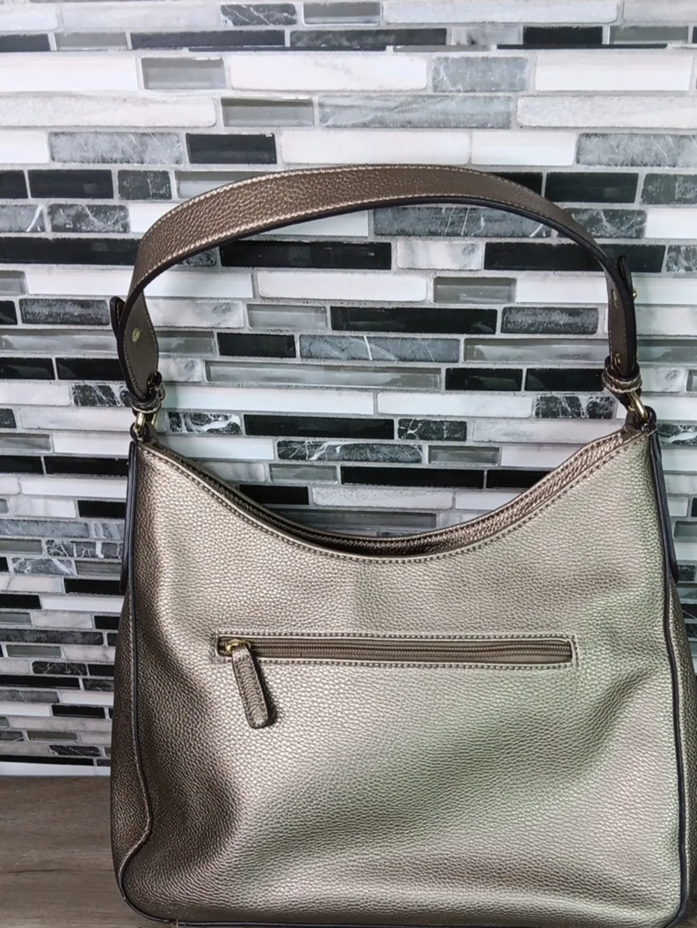 Liz Claiborne pocket inside gold