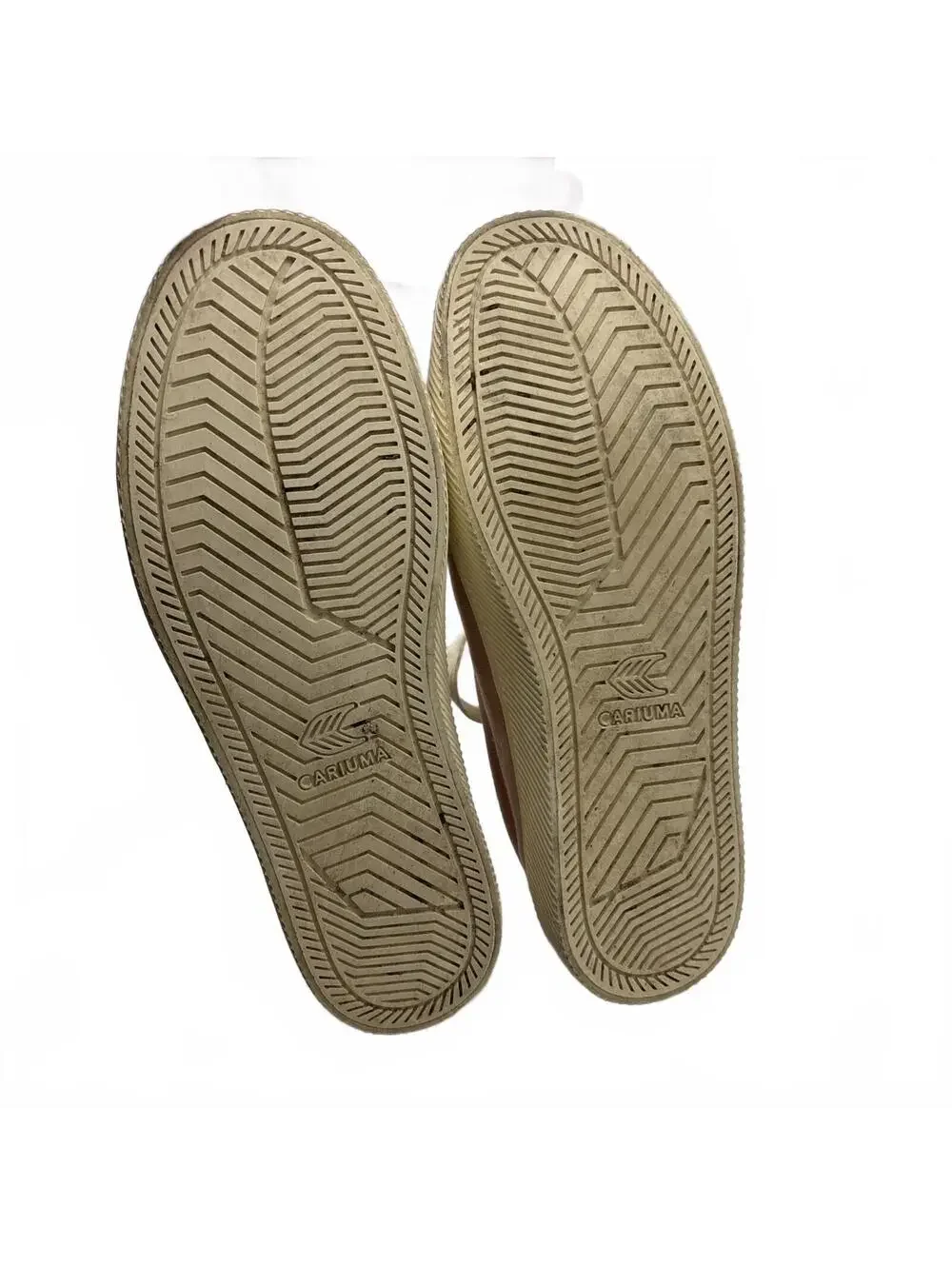 Cariuma shoes women