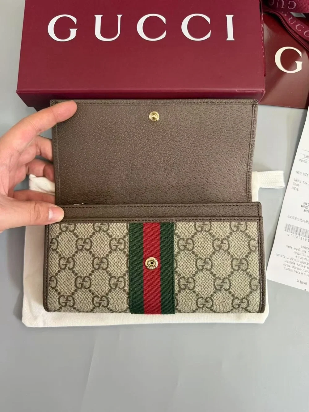 Gucci classic continental