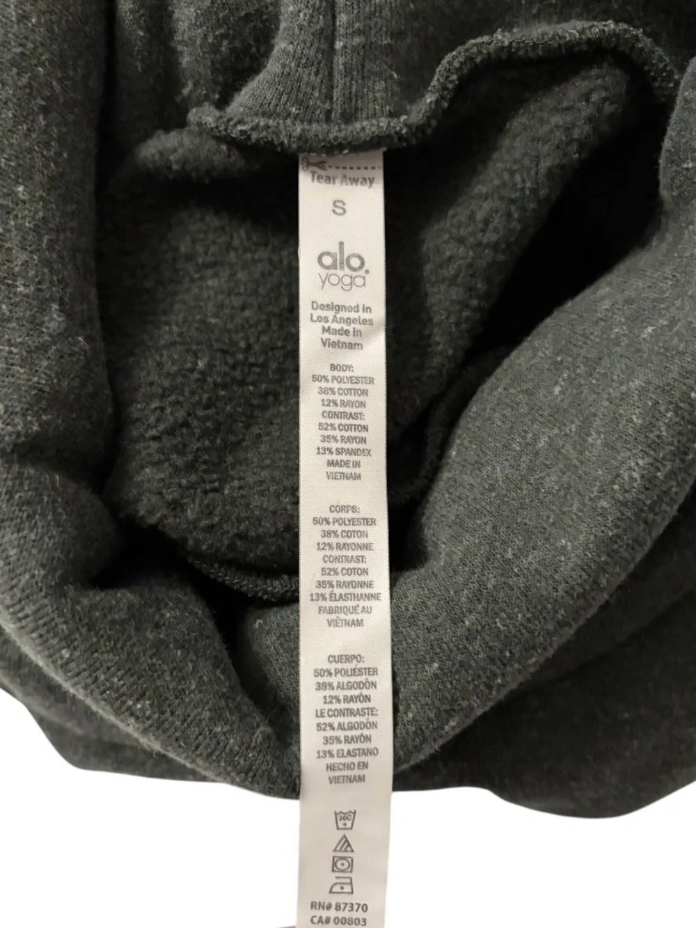ALO Yoga elevate your
