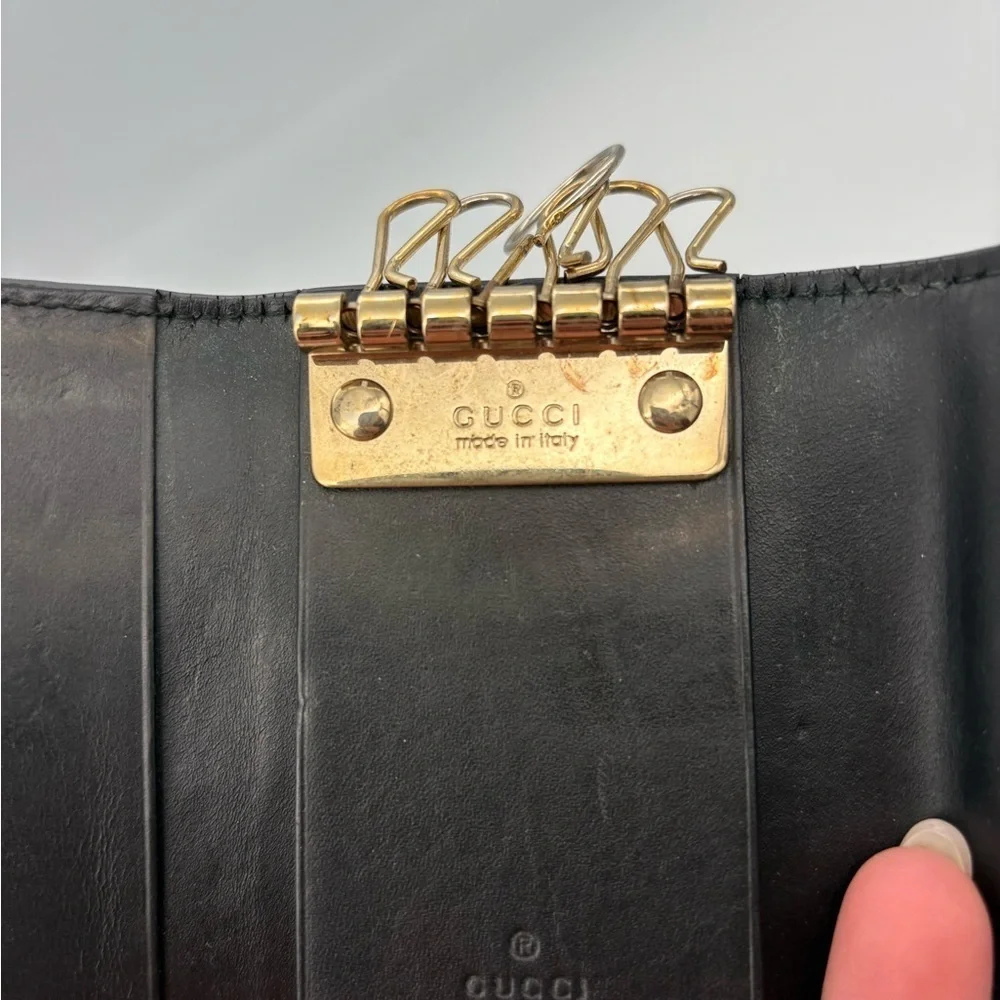 Gucci sleek black