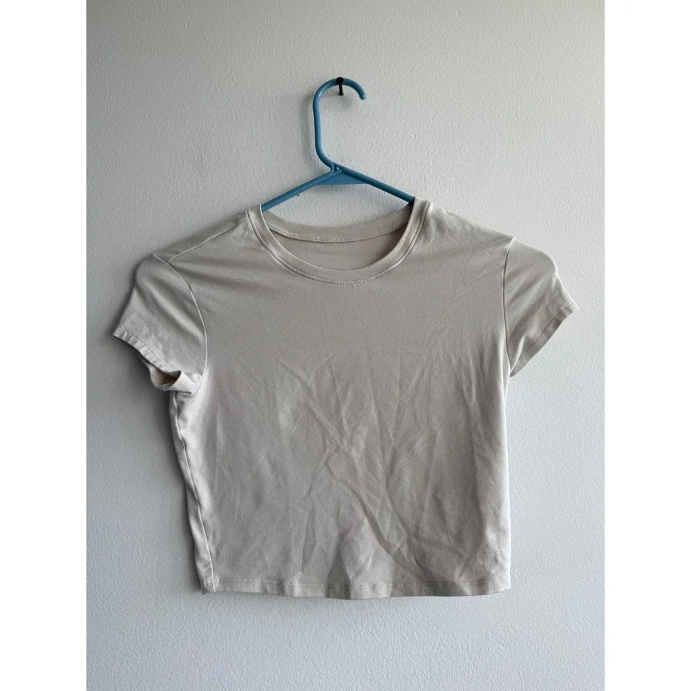 ALO Yoga short sleeve