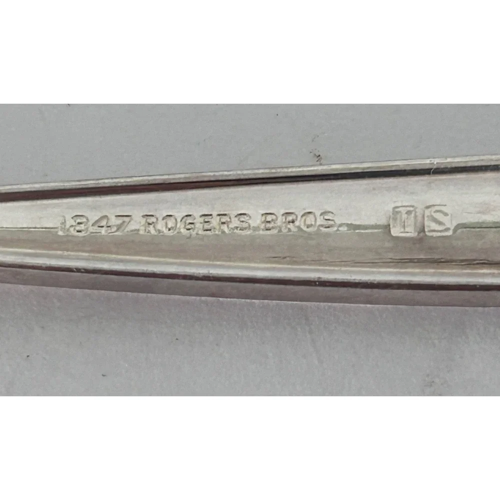 1847 Rogers Bros 1847 rogers