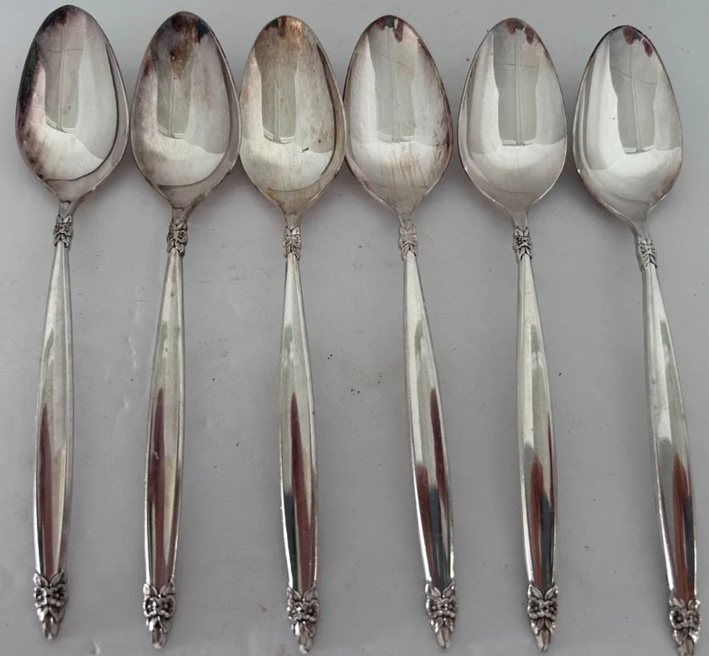 6- 1847 Rogers Vintage 1965 Garland Pattern Silverplate T- Spoons 6 1/8