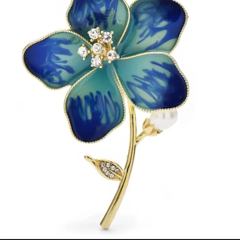Anthropologie charming floral