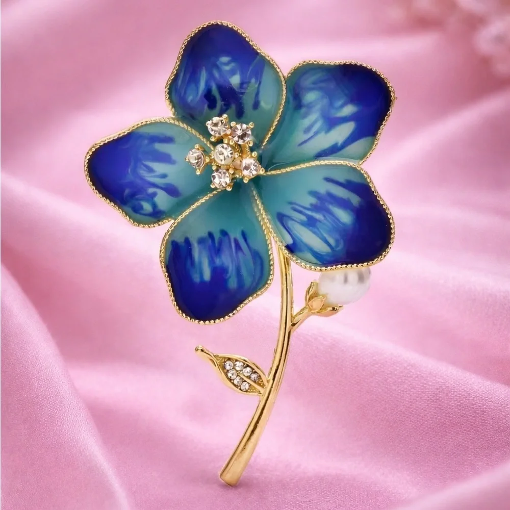 Anthropologie charming floral