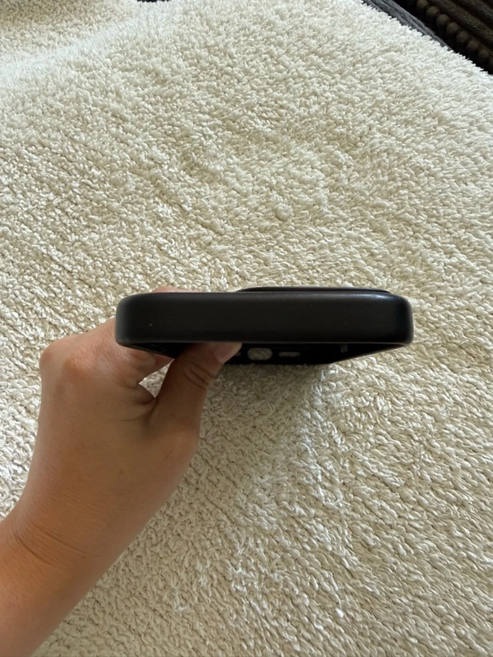 Andar sleek black
