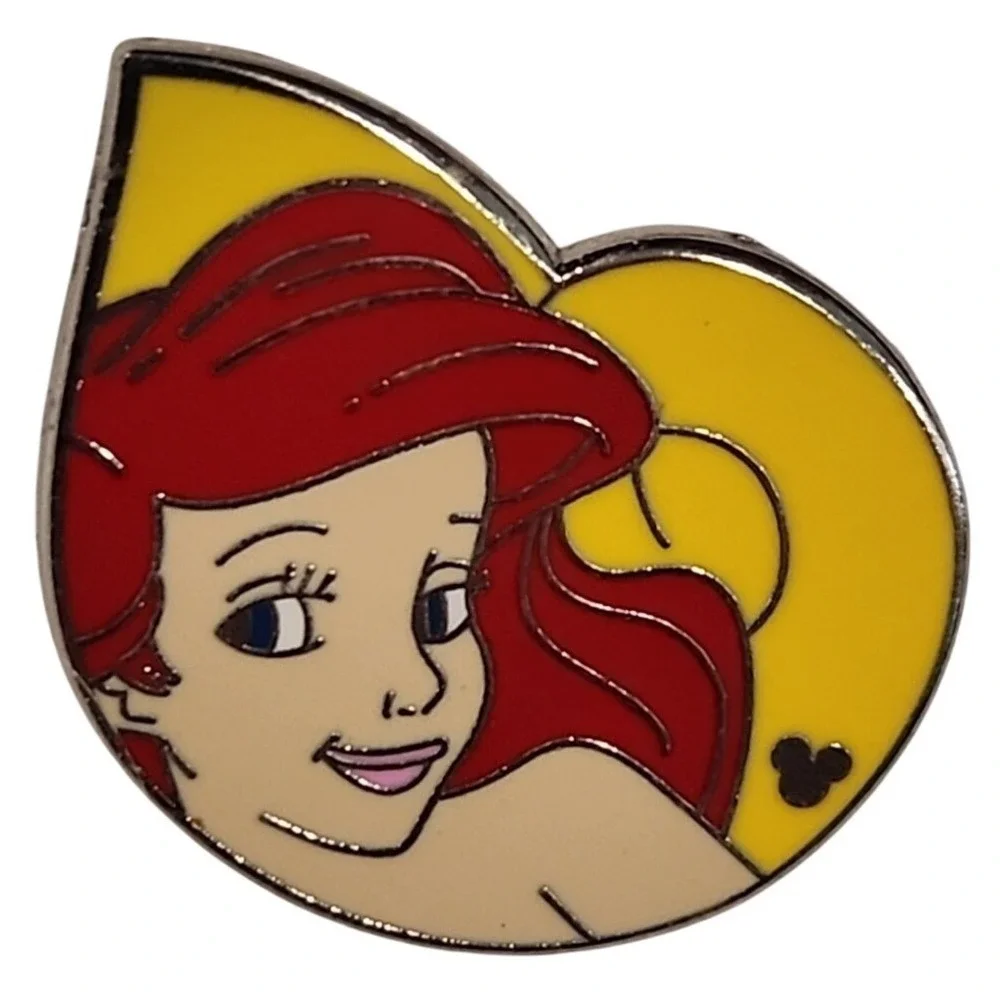 Disney Pin The Little Mermaid Princess Ariel Shell 2009 Hidden Mickey‎ DLR 69172