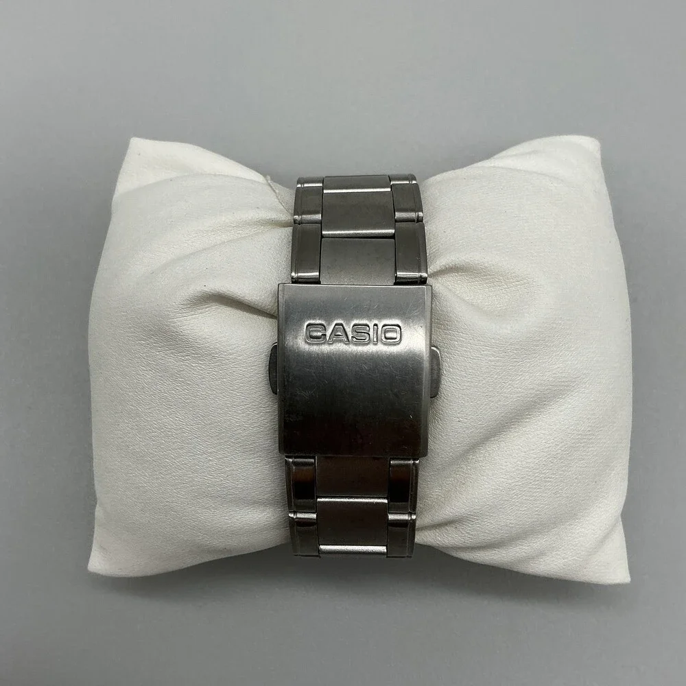 Casio see photos