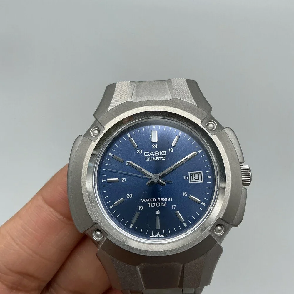 Casio see photos