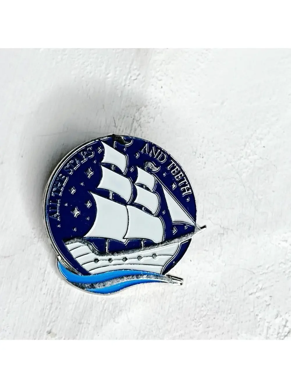 7603u. All the Stars and Teeth Lapel Pin